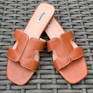 Dune London Loupe Sandals in Tan - Size EU40 - FITS SMALL